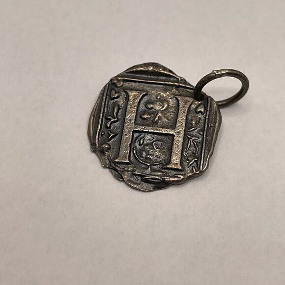 Waxing
poetic H 925 sterling pendant - Picture 5 of 7